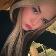 Фотография девушки Аня, 19 лет из г. Екатеринбург