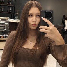 Фотография девушки Лара, 18 лет из г. Москва