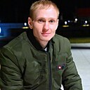 Макс, 32 года