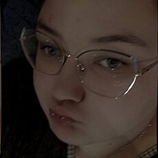 Фотография девушки Вика, 19 лет из г. Ишеевка