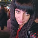 Акси, 33 года