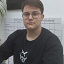 Максим, 19 лет