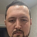 Роман, 33 года