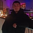 Максим, 21 год