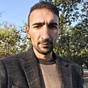 Узеїр, 34 года