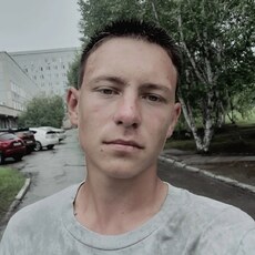 Фотография мужчины Владислав, 20 лет из г. Благовещенск