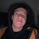 Максим, 25 лет