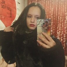 Фотография девушки Алина, 18 лет из г. Екатеринбург