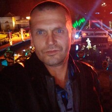 Фотография мужчины Олег, 48 лет из г. Санкт-Петербург