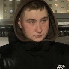 Фотография мужчины Артем, 18 лет из г. Орск