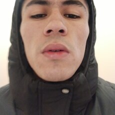 Фотография мужчины Бехруз, 23 года из г. Тюмень