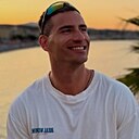 Максим, 33 года