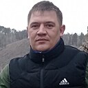 Ден, 33 года