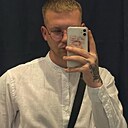 Максим, 24 года