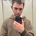 Денис, 22 года