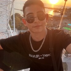 Фотография мужчины Артем, 19 лет из г. Казань