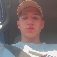 Фотография мужчины Дмитрий, 19 лет из г. Оренбург