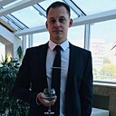 Макс, 33 года