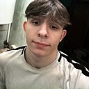 Максим, 22 года