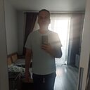 Саша, 42 года