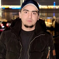 Фотография мужчины Aziz, 22 года из г. Санкт-Петербург