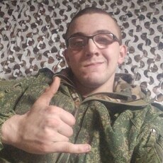 Фотография мужчины Евгений, 22 года из г. Краснодон