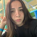 Лира, 33 года