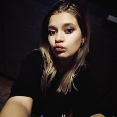 Фотография девушки Ляля, 22 года из г. Енакиево