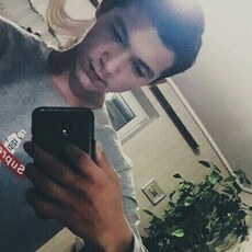 Фотография мужчины Валентин, 22 года из г. Хабаровск