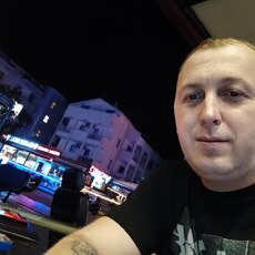 Фотография мужчины Андрей, 36 лет из г. Челябинск