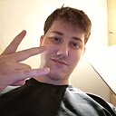 Артем, 22 года