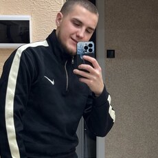 Фотография мужчины Роман, 25 лет из г. Курган