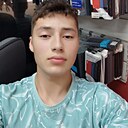 Мухаммад, 18 лет