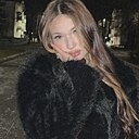 Карина, 20 лет