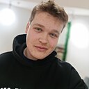 Максим, 21 год