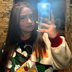 Фотография девушки Лиза, 19 лет из г. Новокузнецк