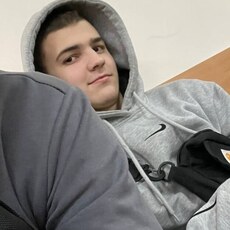 Фотография мужчины Алексей, 20 лет из г. Киров