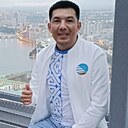 Незнакомец, 33 года