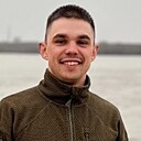 Максим, 27 лет