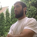 Гусейн, 33 года