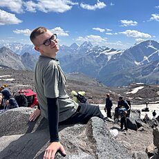 Фотография мужчины Максим, 21 год из г. Москва