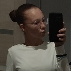 Фотография девушки Ксения, 18 лет из г. Артем