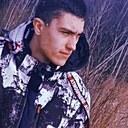 Роман, 23 года