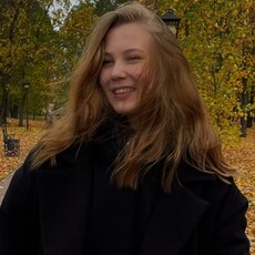 Фотография девушки Алина, 19 лет из г. Екатеринбург