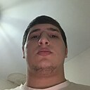 Умар, 23 года