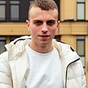 Максим, 18 лет