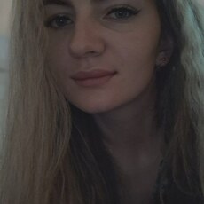 Фотография девушки Каролина, 26 лет из г. Саратов