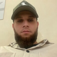 Фотография мужчины Олег, 26 лет из г. Саратов