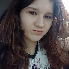 Фотография девушки Таня, 18 лет из г. Губкинский