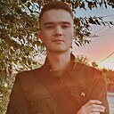 Денис, 23 года